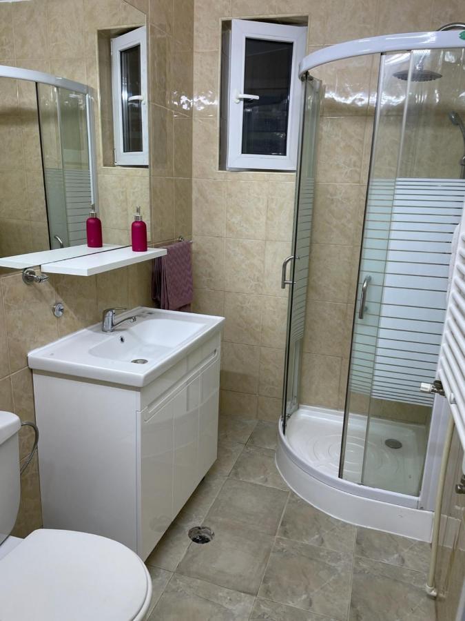 Escape Aparthotel Sučava Exteriér fotografie